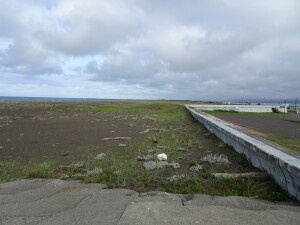 4日目　この先にサロマ湖口灯台がある